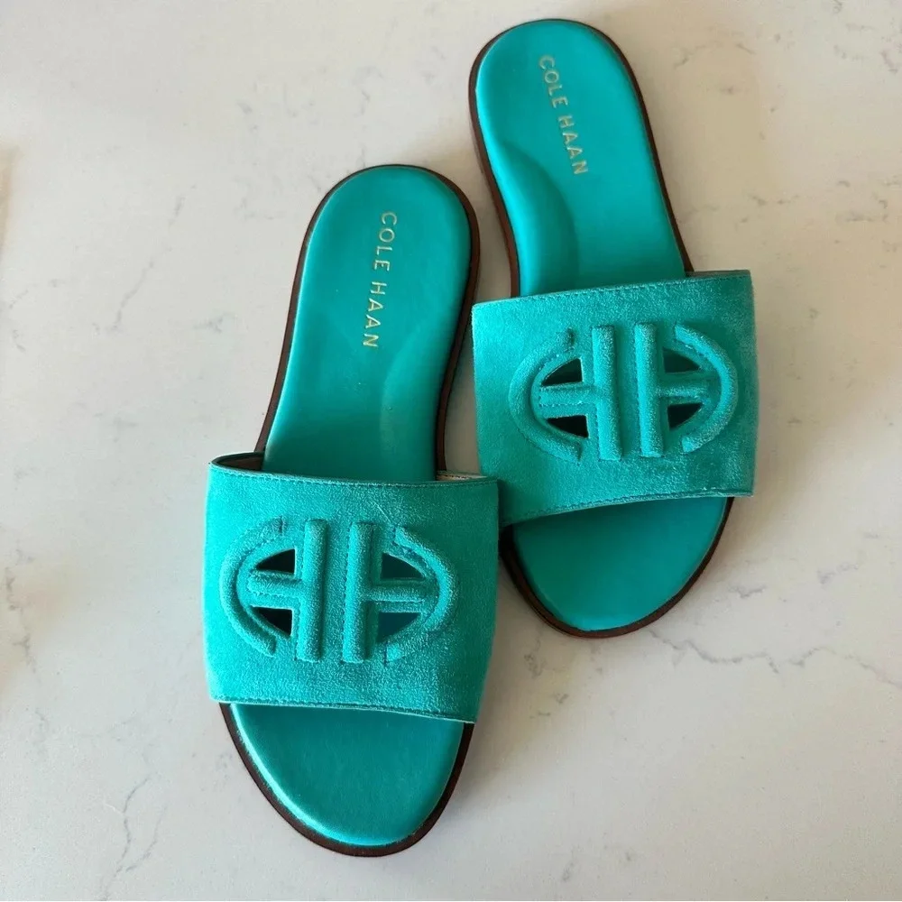 Cole Haan Flynn Logo Slide Sandal in turquoise size: 5